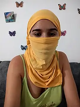 Snapshot of sarah_Dau chatting on February 22, 2026, 6:24 am sarah Dau online show from February 22, 2026, 6:24 am