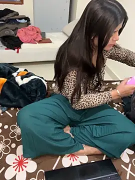 assybauty online show from February 24, 2026, 8:23 am