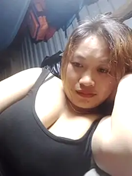 Snapshot of bany-lee chatting on May 11, 2026, 2:45 pm bany-lee online show from May 11, 2026, 2:45 pm