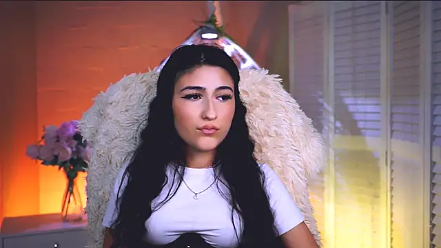 TerezaRobinson online show from February 18, 2026, 11:17 am