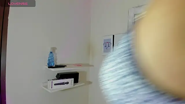 Chhloe69 online show from February 20, 2026, 1:11 pm