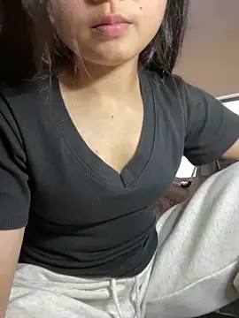 zhaoshangliu online show from February 24, 2026, 7:50 am