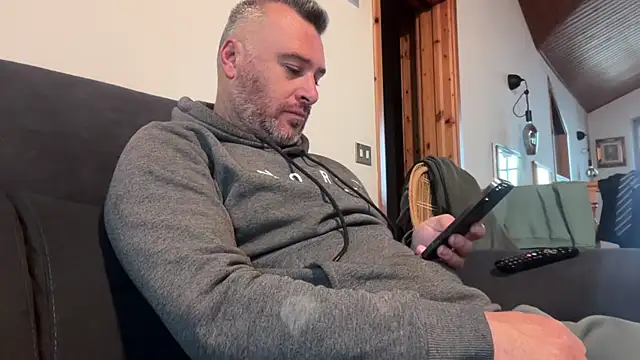 marcovik1 online show from March 12, 2026, 8:53 am