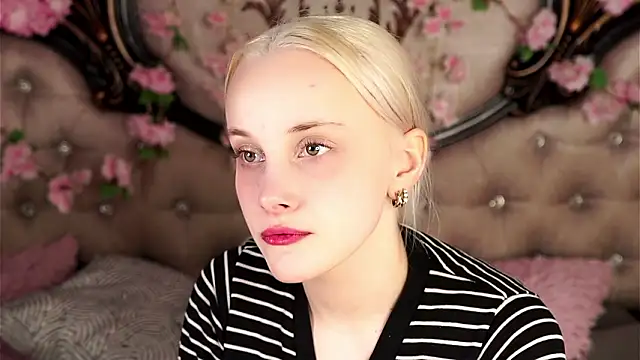 KirstinMcgeady online show from March 18, 2026, 11:35 am