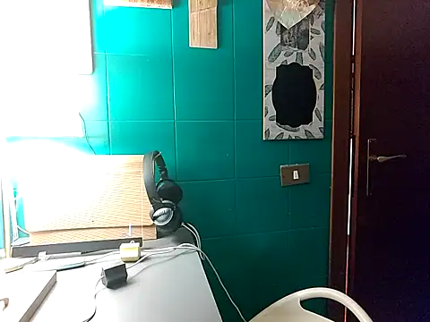 Ginevra01 online show from April 7, 2026, 8:31 pm