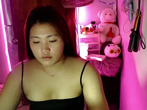 MiMi yeah00 online show from April 15, 2026, 10:54 pm