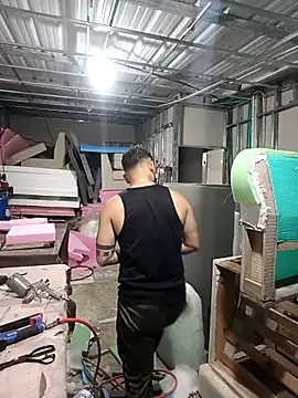 Snapshot of lenin9 chatting on April 16, 2026, 12:22 am lenin9 online show from April 16, 2026, 12:22 am