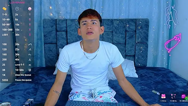 NicolasTorrez online show from April 15, 2026, 3:02 am