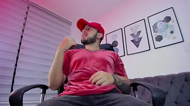 Snapshot of ethan_grace chatting on February 16, 2026, 12:12 pm ethan grace online show from February 16, 2026, 12:12 pm