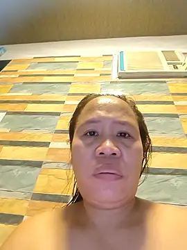 squirtshantal online show from November 26, 2025, 10:49 am