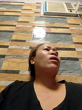 squirtshantal online show from February 27, 2026, 1:16 am