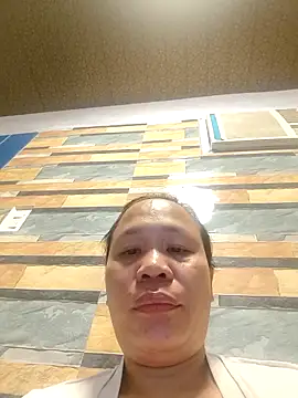 squirtshantal online show from March 28, 2026, 7:35 pm