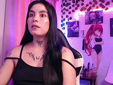 Snapshot of JanineRae chatting on March 12, 2026, 5:52 pm JanineRae online show from March 12, 2026, 5:52 pm