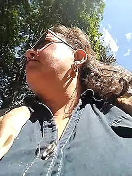 Snapshot of _Saraqueen chatting on February 26, 2026, 3:00 pm Saraqueen online show from February 26, 2026, 3:00 pm