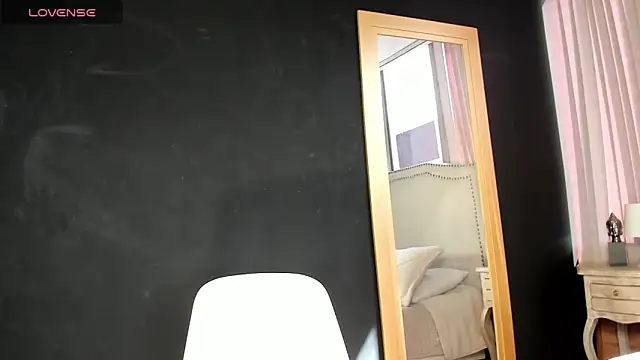 Snapshot of madii_lenon chatting on March 14, 2026, 8:36 pm madii lenon online show from March 14, 2026, 8:36 pm