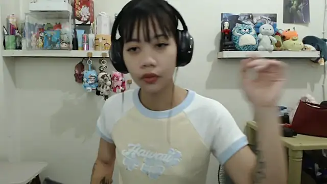 GloryKulikowski online show from March 3, 2026, 1:34 am