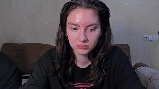 love lina muuur online show from February 22, 2026, 2:48 pm