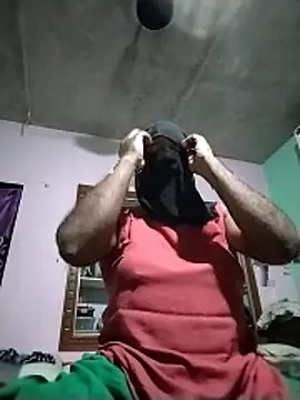 Snapshot of Ladycross chatting on February 23, 2026, 6:16 pm Ladycross online show from February 23, 2026, 6:16 pm