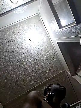 stressrliver88 online show from April 8, 2026, 7:52 am