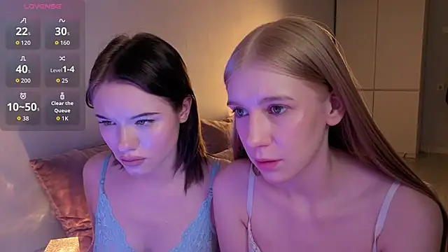 SirenBeatrice online show from March 13, 2026, 10:55 am