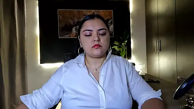 AzaraOnyx online show from July 19, 2026, 1:48 pm