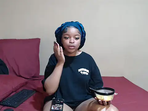 KinkyPxx online show from June 4, 2026, 5:13 am