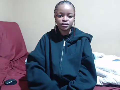 KinkyPxx online show from June 26, 2026, 1:32 am