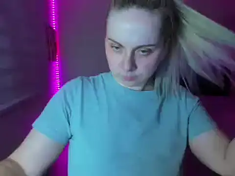 Snapshot of i_love_iva chatting on February 26, 2026, 12:37 pm i love iva online show from February 26, 2026, 12:37 pm