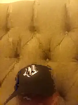 Snapshot of Leroyhotess chatting on February 12, 2026, 5:52 pm Leroyhotess online show from February 12, 2026, 5:52 pm