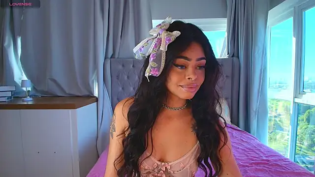 Pauline Clark online show from March 29, 2026, 7:25 pm