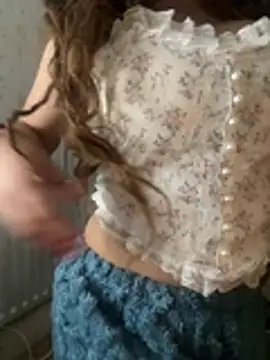 Snapshot of piayaali chatting on February 12, 2026, 8:37 pm piayaali online show from February 12, 2026, 8:37 pm