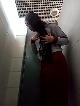 Gatita Only17 online show from February 16, 2026, 8:38 pm