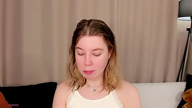 Snapshot of MaraaSwan chatting on March 1, 2026, 1:07 am MaraaSwan online show from March 1, 2026, 1:07 am