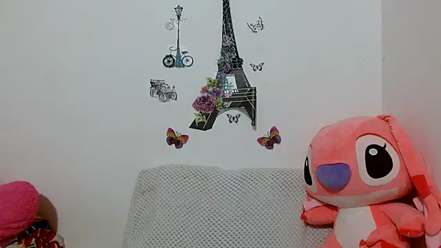 Snapshot of sweett_2026 chatting on June 24, 2026, 10:42 pm sweett 2026 online show from June 24, 2026, 10:42 pm