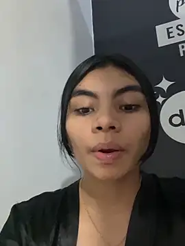 eimmy  skinny online show from May 16, 2026, 1:02 am