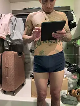 Snapshot of freaknine69 chatting on February 24, 2026, 2:09 am freaknine69 online show from February 24, 2026, 2:09 am