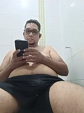 Snapshot of gordogruesa chatting on May 24, 2026, 3:00 am gordogruesa online show from May 24, 2026, 3:00 am