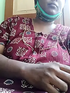 tamilkaviya431 online show from April 13, 2026, 11:16 am