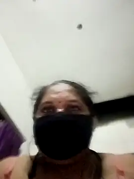 RASIYAN RANI online show from May 3, 2026, 3:18 pm