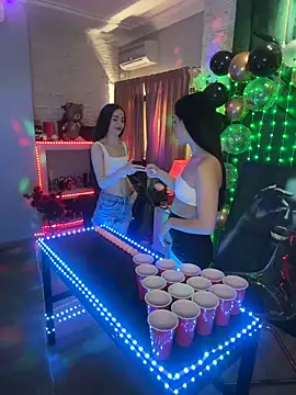 Snapshot of VictoriaLanes chatting on March 21, 2026, 8:19 am VictoriaLanes online show from March 21, 2026, 8:19 am