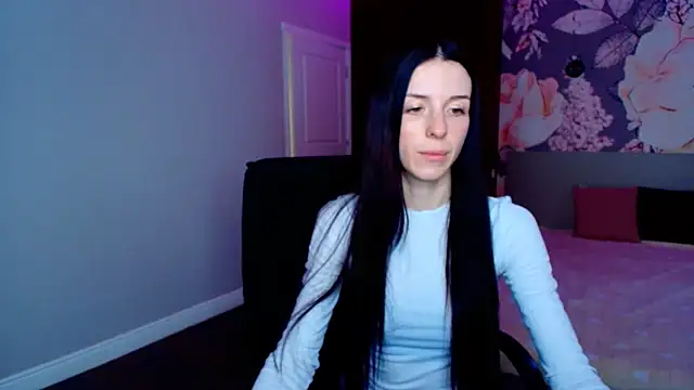 NoirDiva online show from April 9, 2026, 12:21 pm