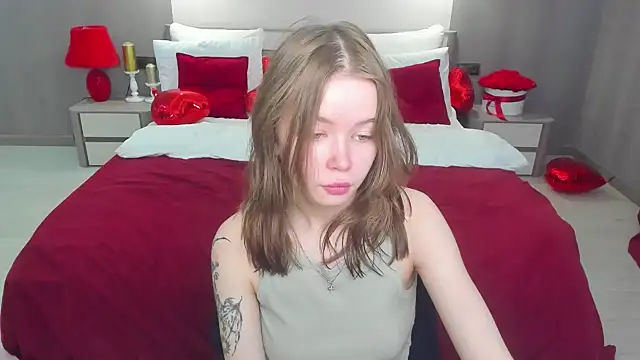 Snapshot of Violetta__Dreams chatting on March 2, 2026, 11:17 am Violetta Dreams online show from March 2, 2026, 11:17 am