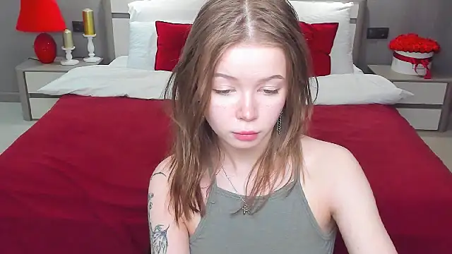 Snapshot of Violetta__Dreams chatting on April 25, 2026, 2:25 pm Violetta Dreams online show from April 25, 2026, 2:25 pm