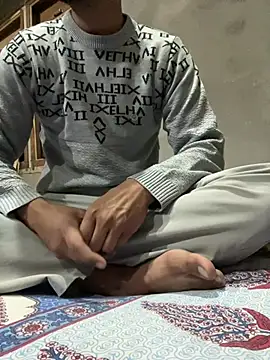 Snapshot of rashmixxx chatting on March 3, 2026, 1:34 am rashmixxx online show from March 3, 2026, 1:34 am