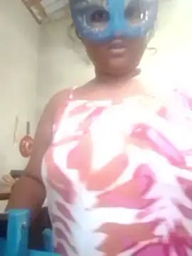 Snapshot of shanaya-baby77 chatting on February 18, 2026, 1:01 am shanaya-baby77 online show from February 18, 2026, 1:01 am