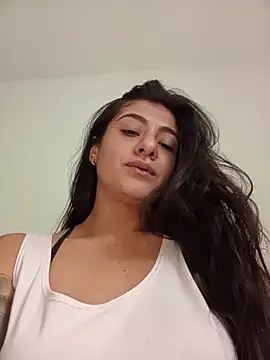 Snapshot of Arianna_C chatting on February 19, 2026, 8:05 pm Arianna C online show from February 19, 2026, 8:05 pm