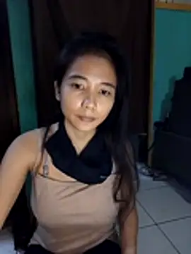 cintia27 online show from February 13, 2026, 5:20 pm