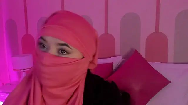 Snapshot of Samarahalsaud chatting on February 17, 2026, 7:53 pm Samarahalsaud online show from February 17, 2026, 7:53 pm