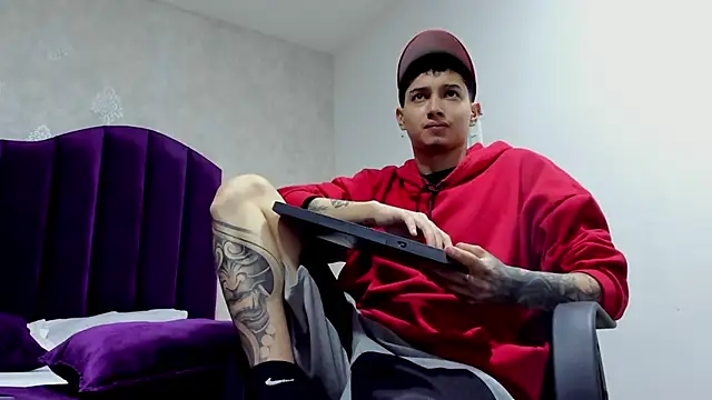 Snapshot of JoshBeech chatting on February 25, 2026, 12:37 pm JoshBeech online show from February 25, 2026, 12:37 pm