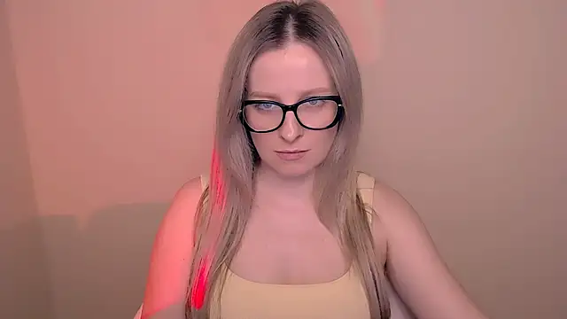 AnnePeach online show from April 5, 2026, 6:16 pm